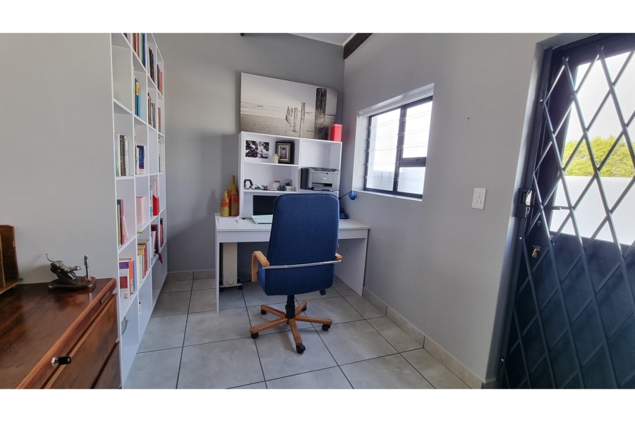 2 Bedroom Property for Sale in Dwarskersbos Western Cape